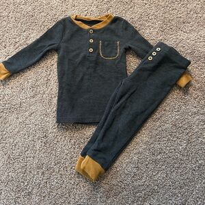 Mario Lopez Baby Boy PJ Set Gray Trimmed in Carmel

Size 24M